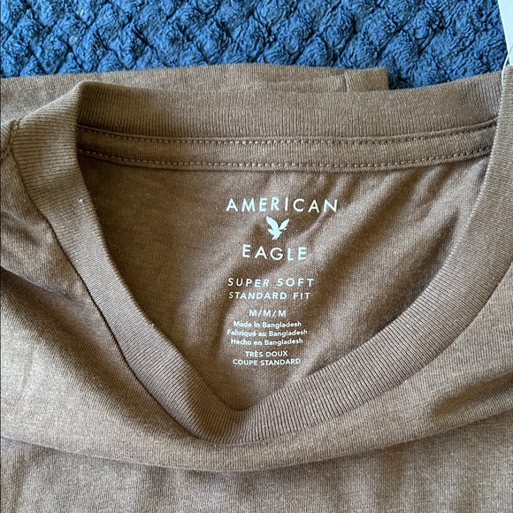 American Eagle Soft Brown Tee - Picture 2 of 6